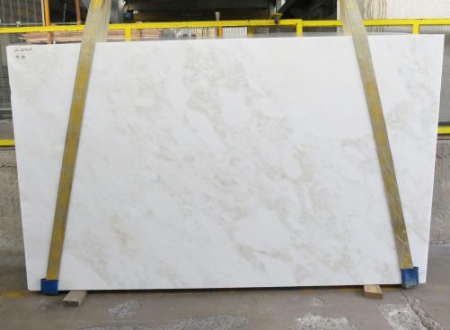 Suministro planchas pulidas 3 cm en mármol natural MYSTERY WHITE 24915. Detalle imagen fotografías 